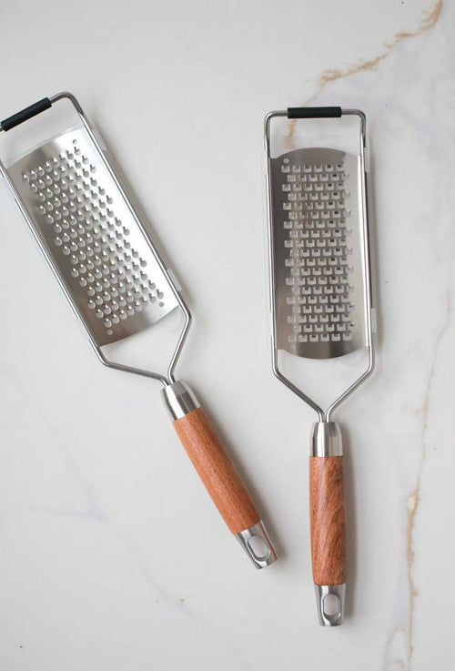 Cheese Grater with Walnut Wood Handle: Coarse