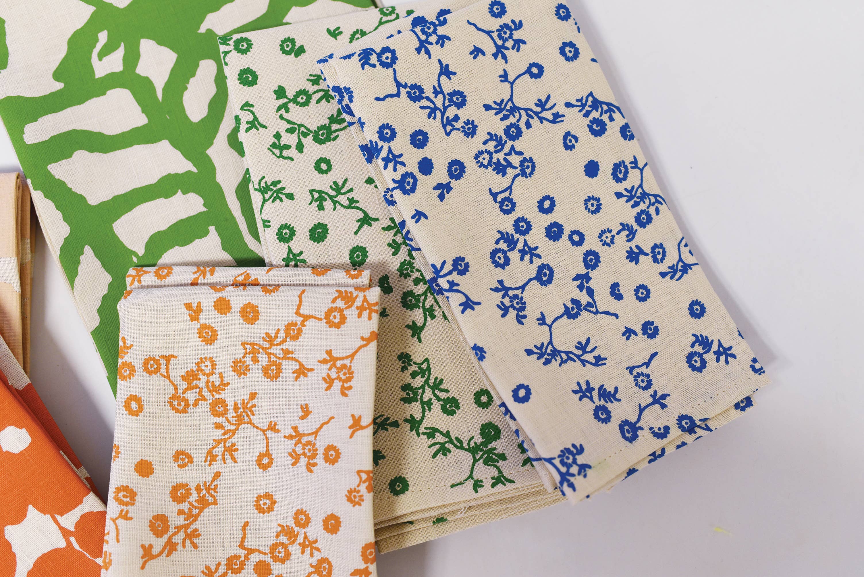 Set of 2  Hand Printed Linen Napkins in new ASTER pattern: Green